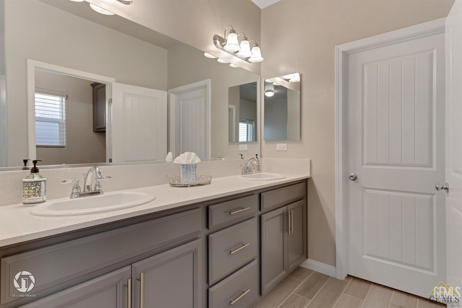9130 Almond Creek Drive — photo 28