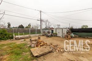 137 S South King Street — photo 23