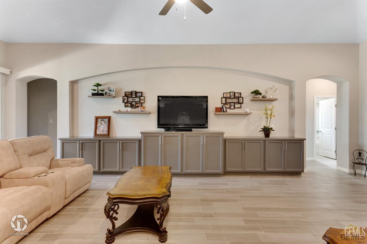 9130 Almond Creek Drive — photo 8