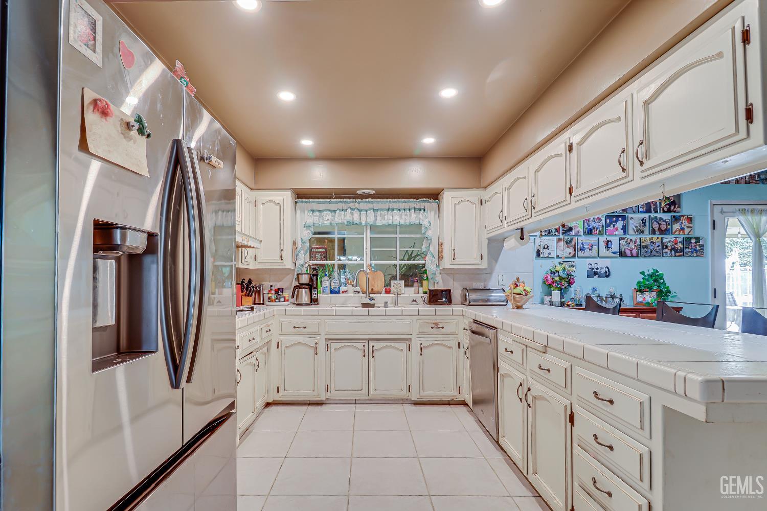 6712 Noah Avenue — photo 11