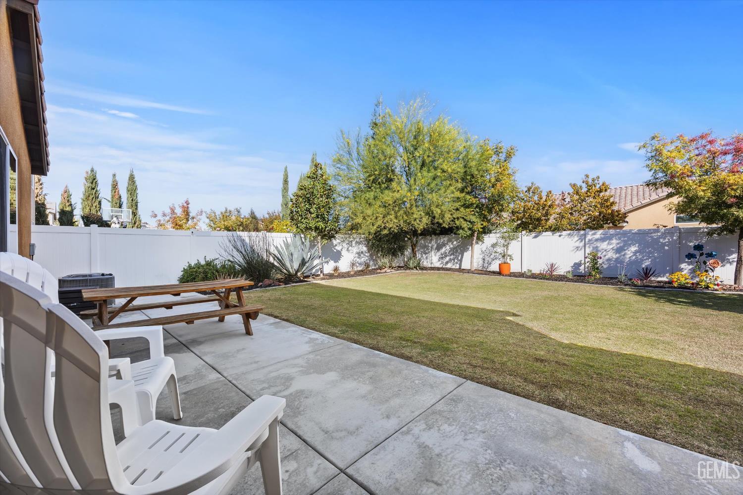 308 White Alder Drive — photo 58