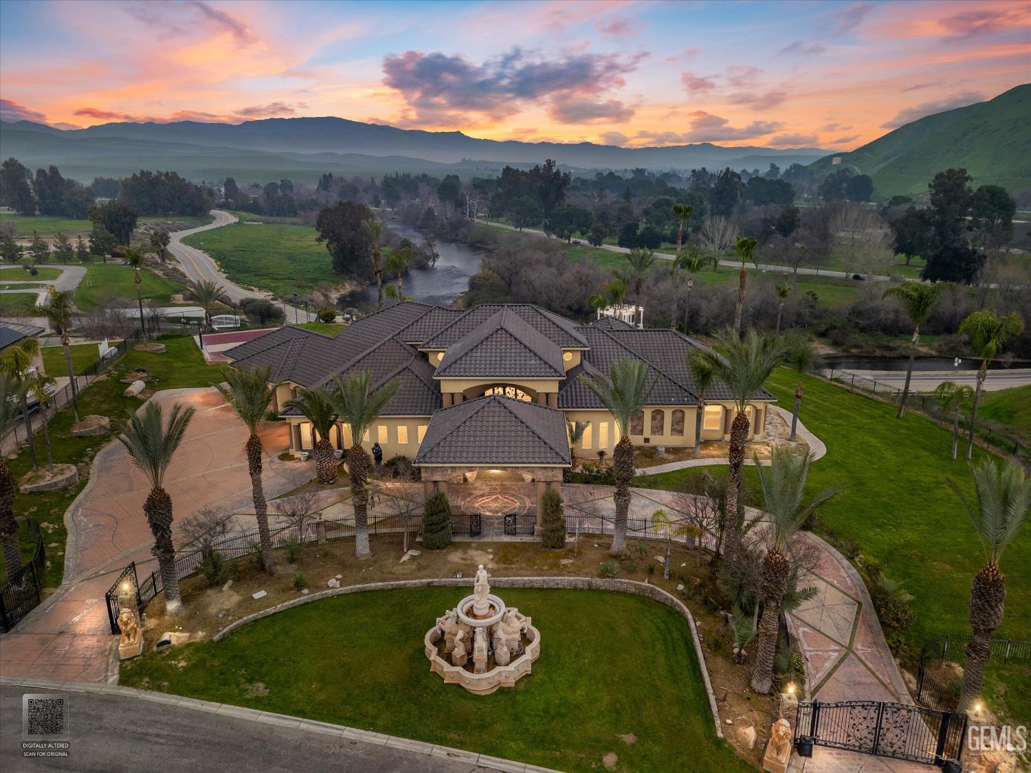 Photo of 10649 Rio Mesa Drive, Bakersfield, CA 93308