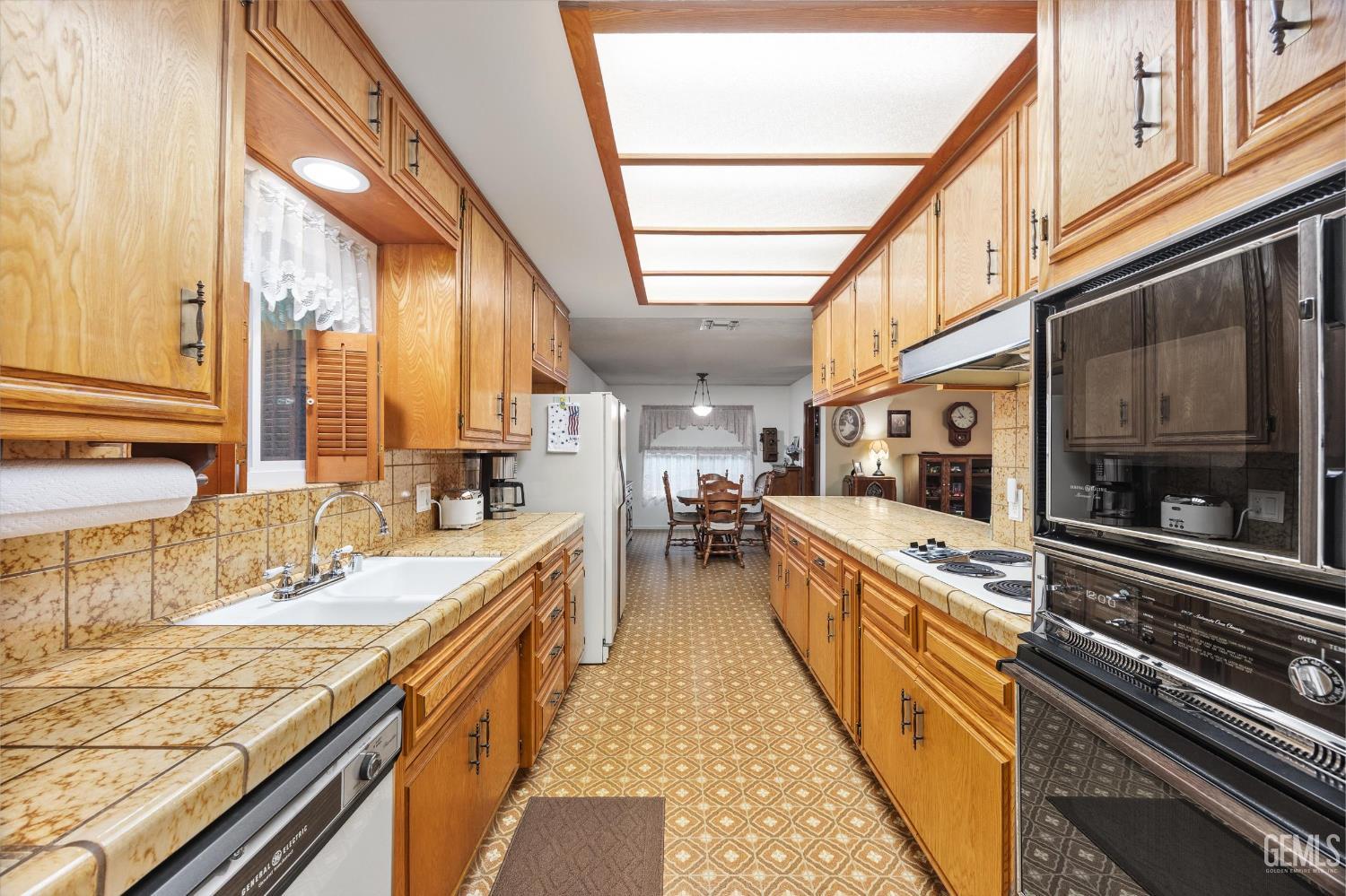 7809 Carol Sue Court — photo 23