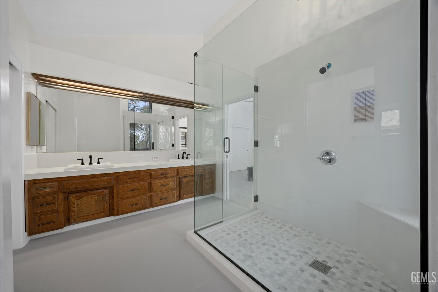 2600 Barrington Street — photo 31