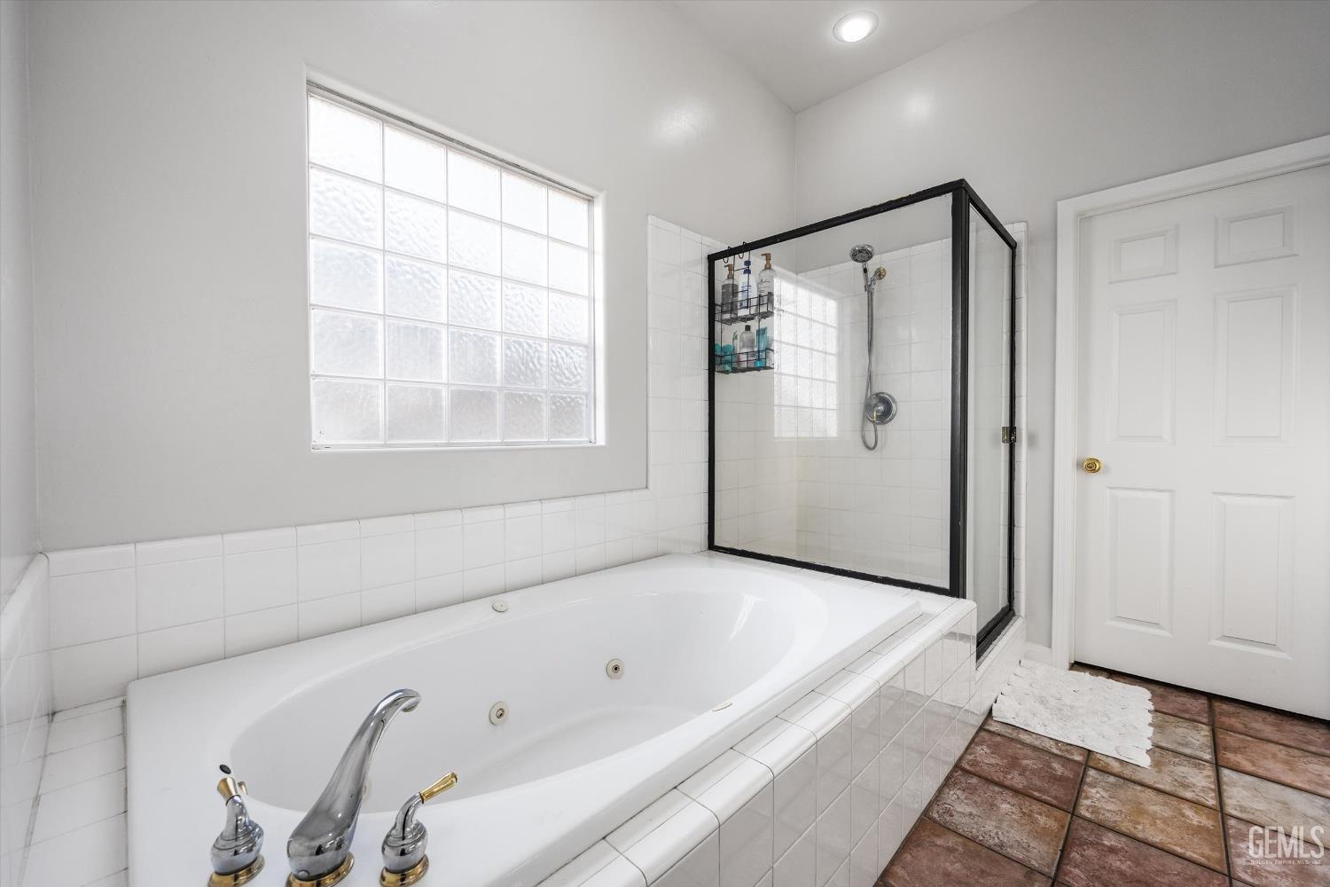 15503 Marty Avenue — photo 13