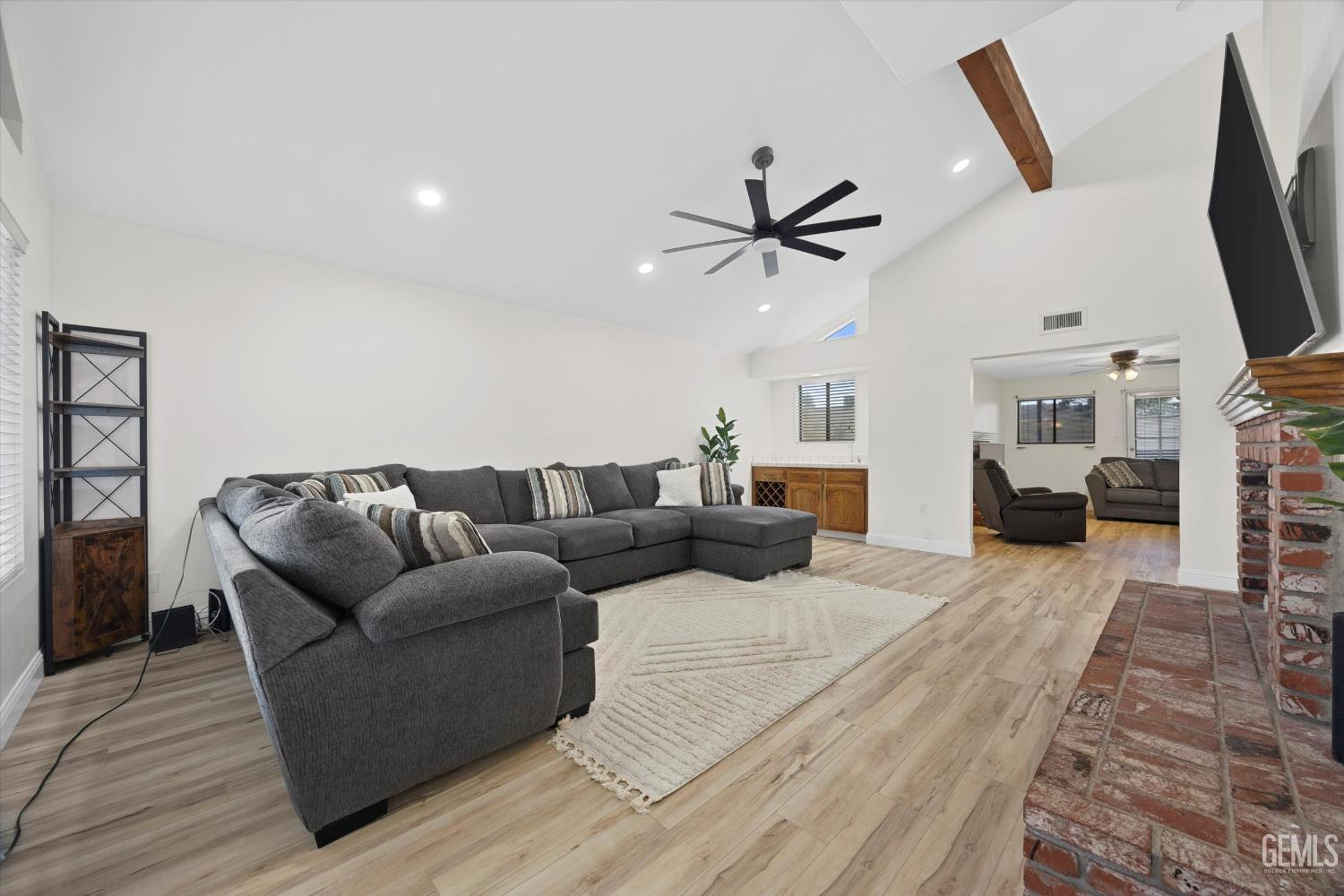 2600 Barrington Street — photo 11