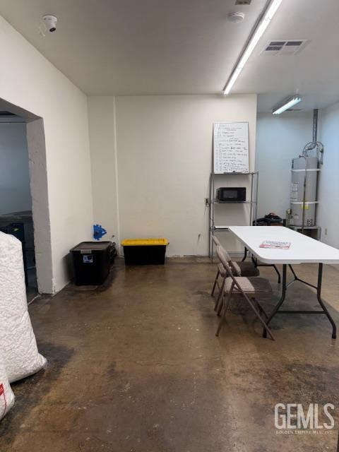 108 N Chester Avenue — photo 12