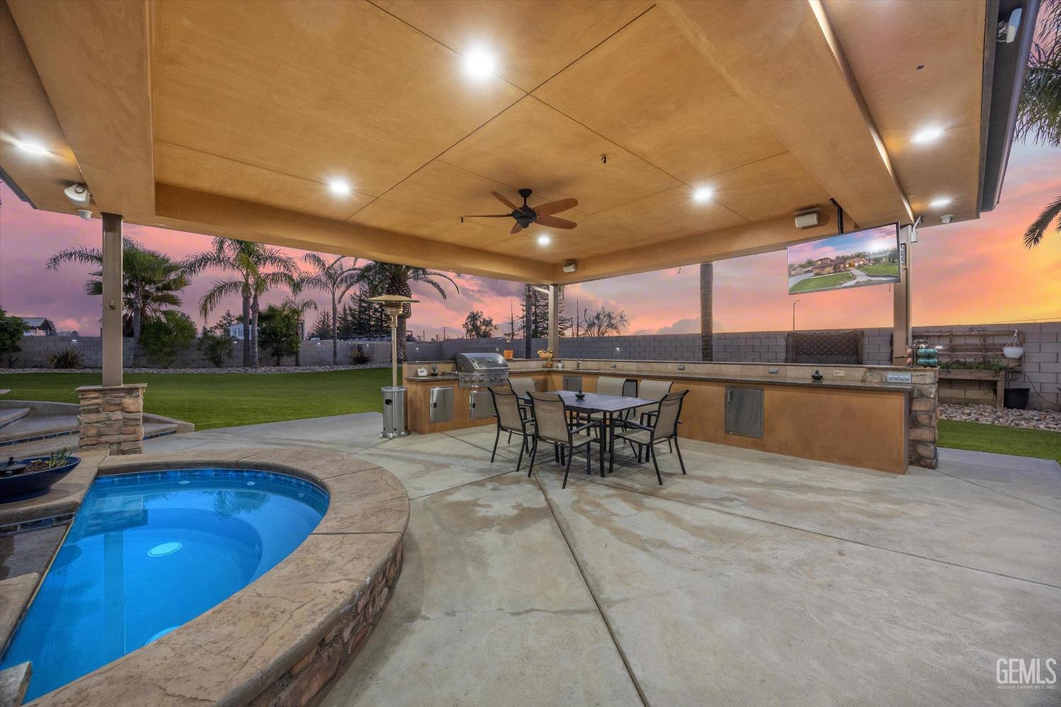 17609 Legend Oaks Lane — photo 52