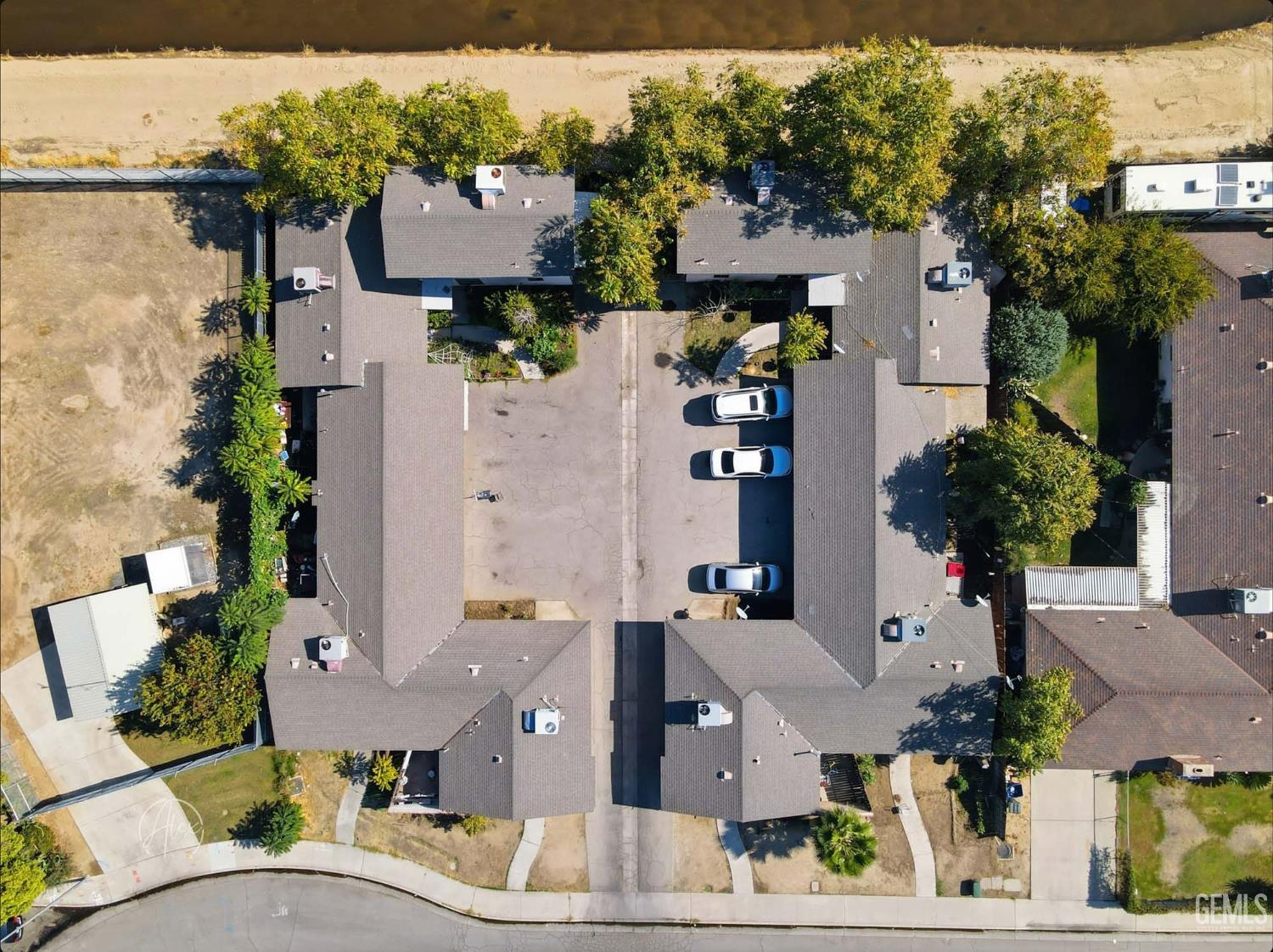 1916 Hasti Acres Drive — photo 8