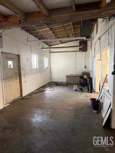 108 N Chester Avenue — photo 10