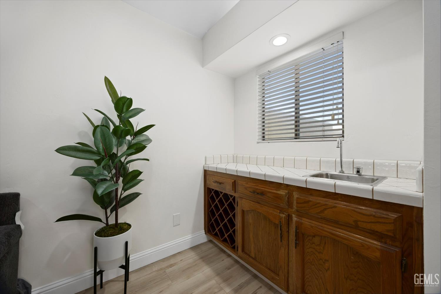 2600 Barrington Street — photo 24
