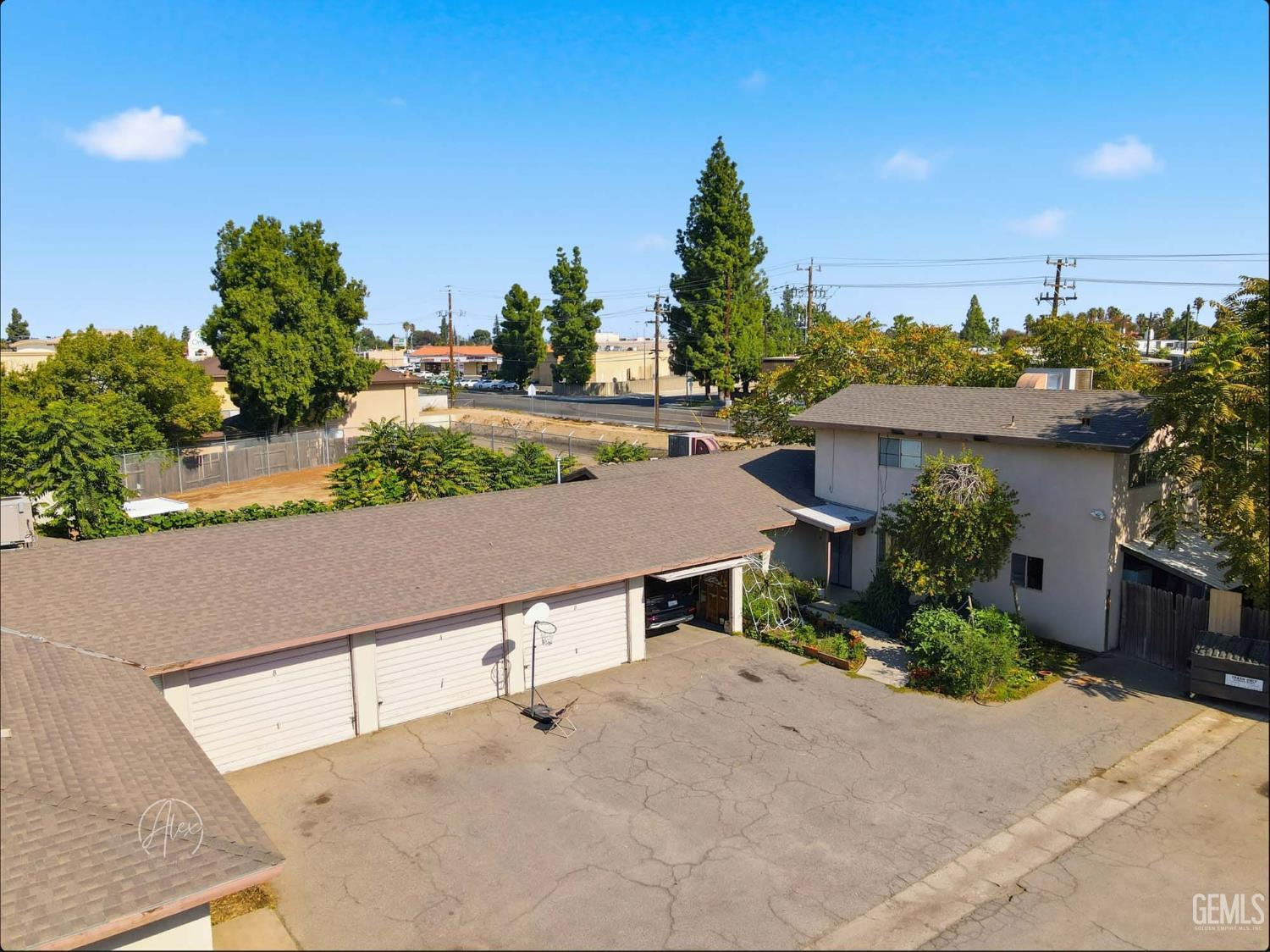 1916 Hasti Acres Drive — photo 15