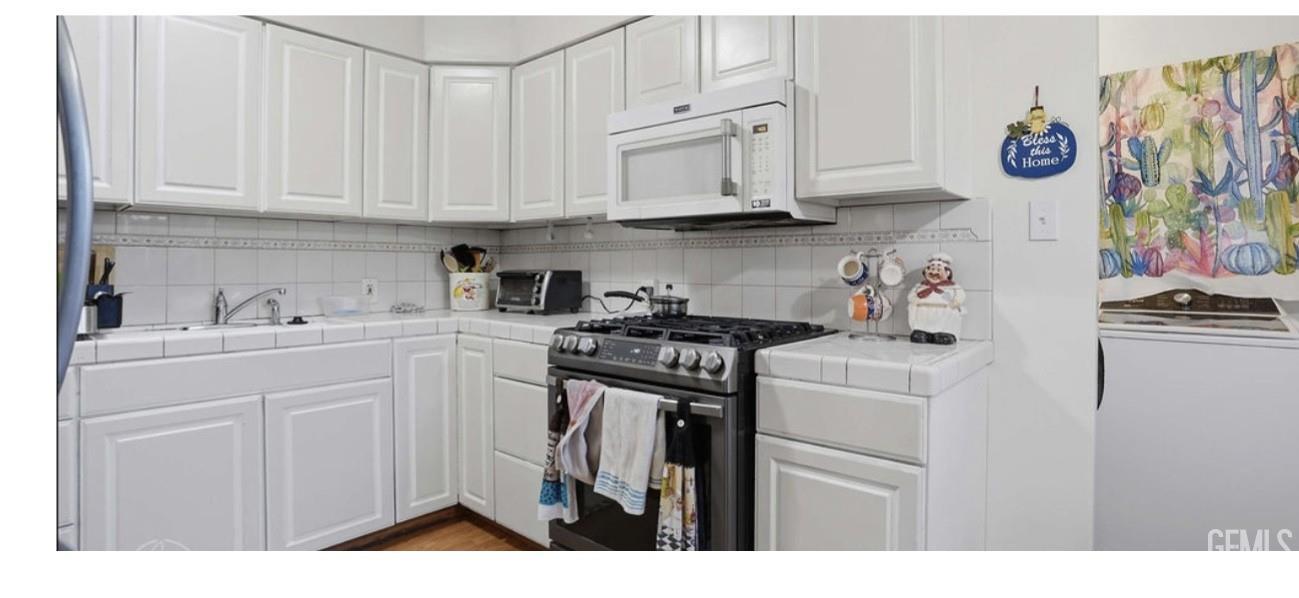 2720 Edwards Avenue — photo 9
