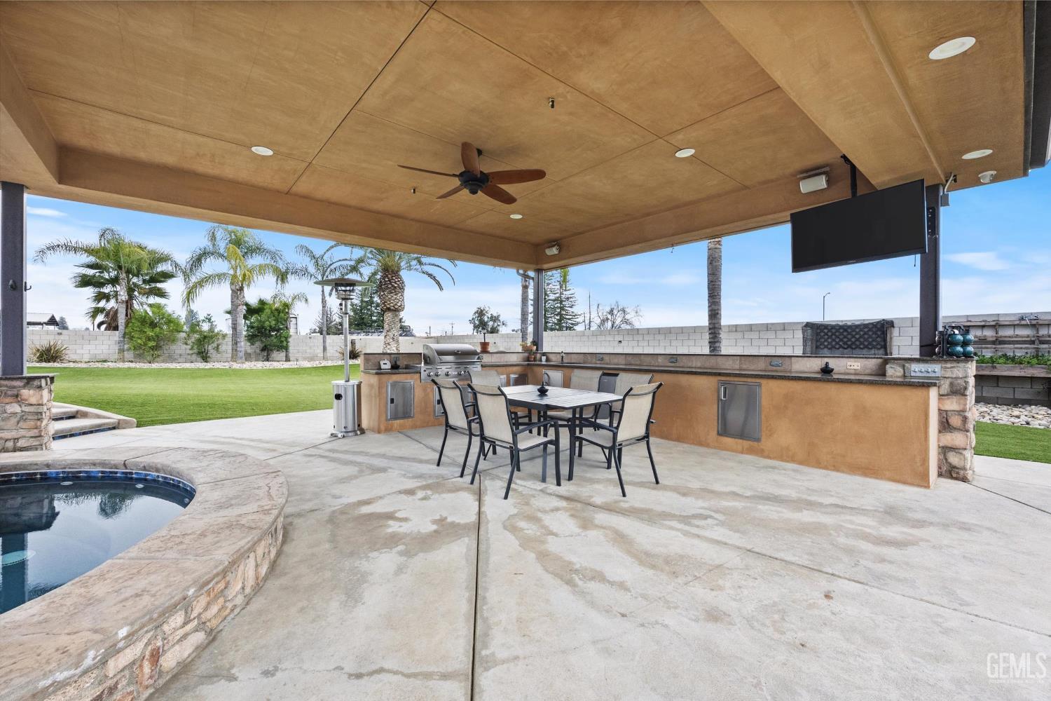 17609 Legend Oaks Lane — photo 49