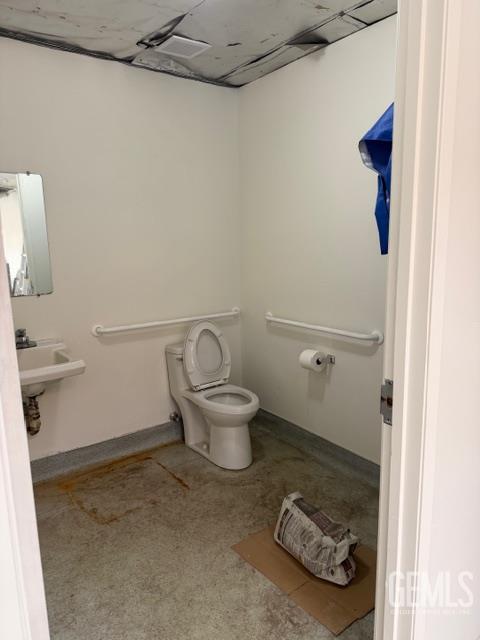 108 N Chester Avenue — photo 11