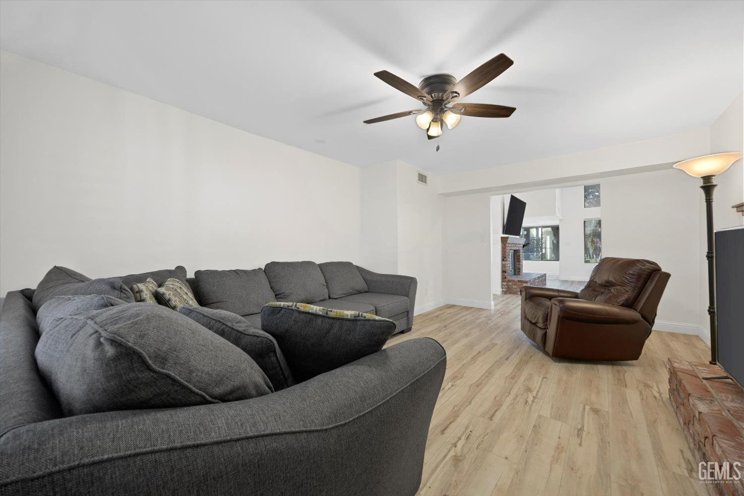 2600 Barrington Street — photo 14