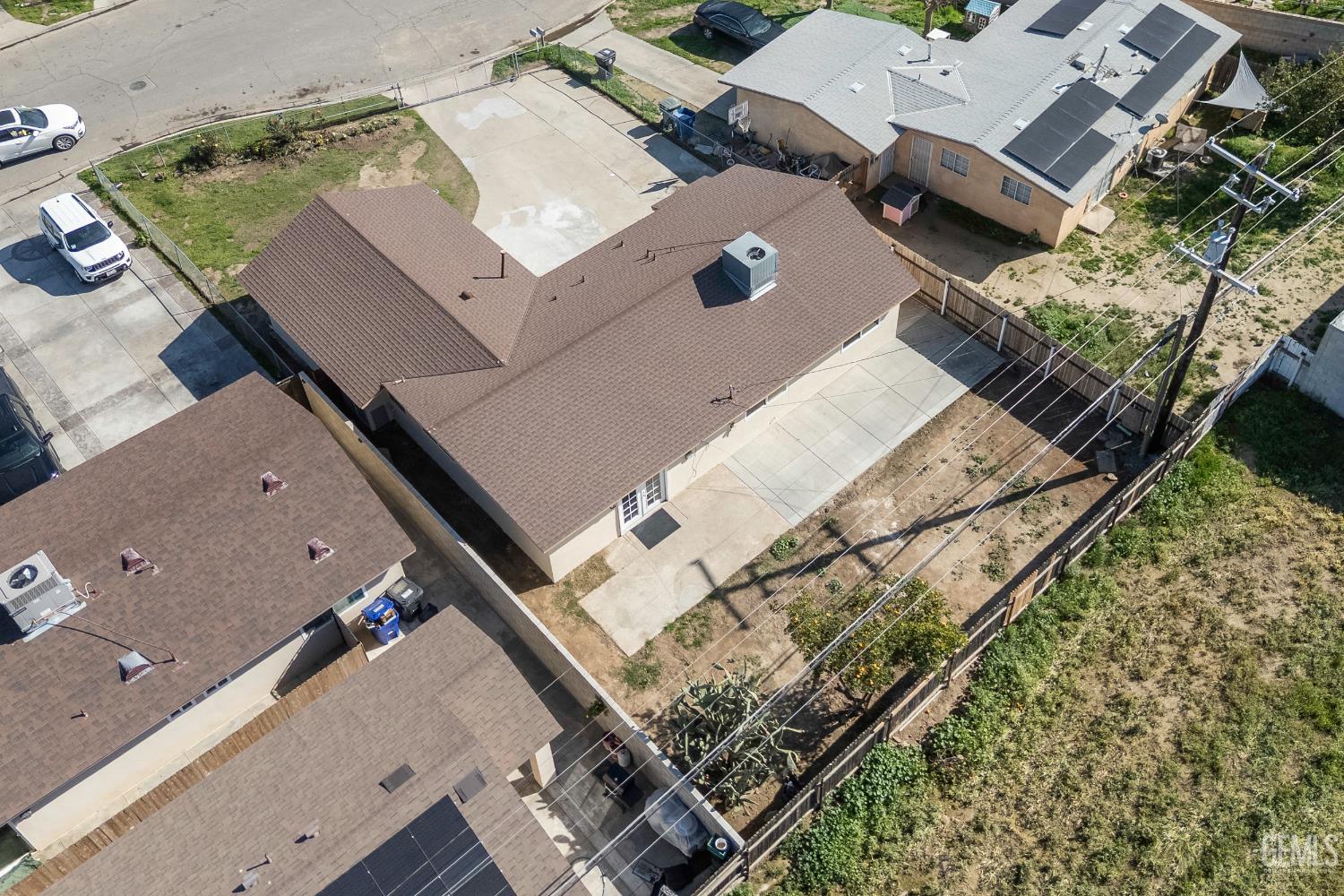 5817 Gary Place, Bakersfield, CA 93307 — photo 41
