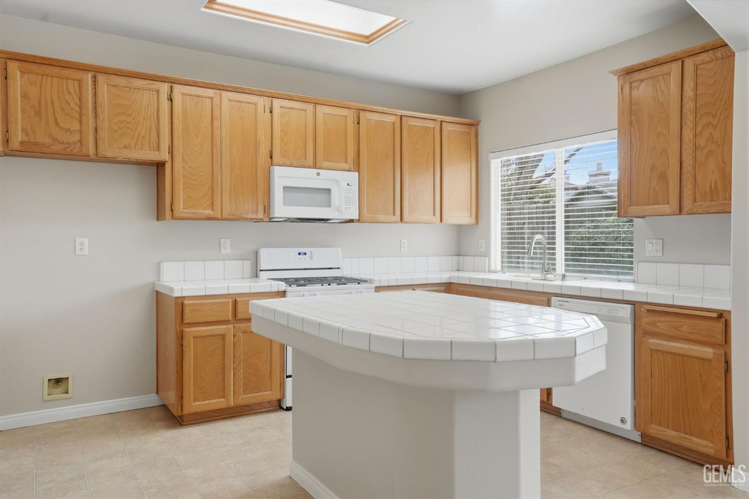 6017 Lakewood Shores Drive — photo 3