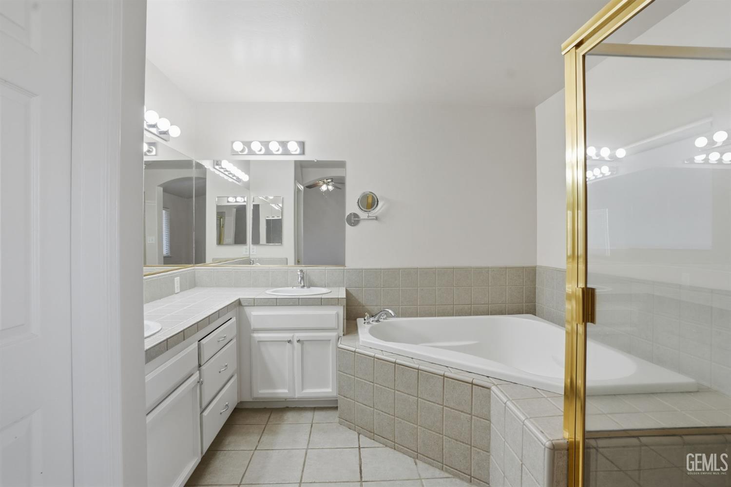 11130 New Forest Drive — photo 10