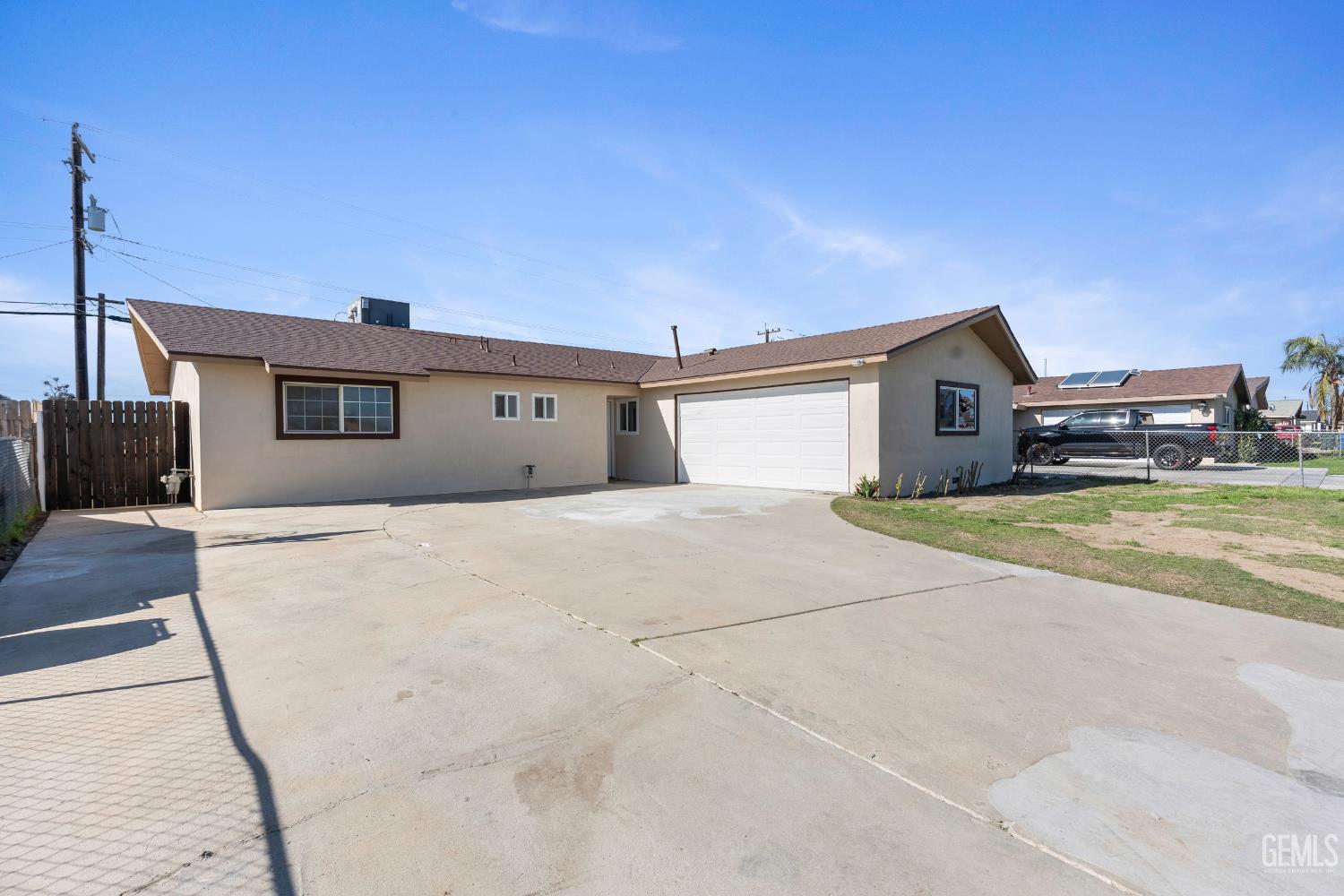5817 Gary Place, Bakersfield, CA 93307 — photo 7