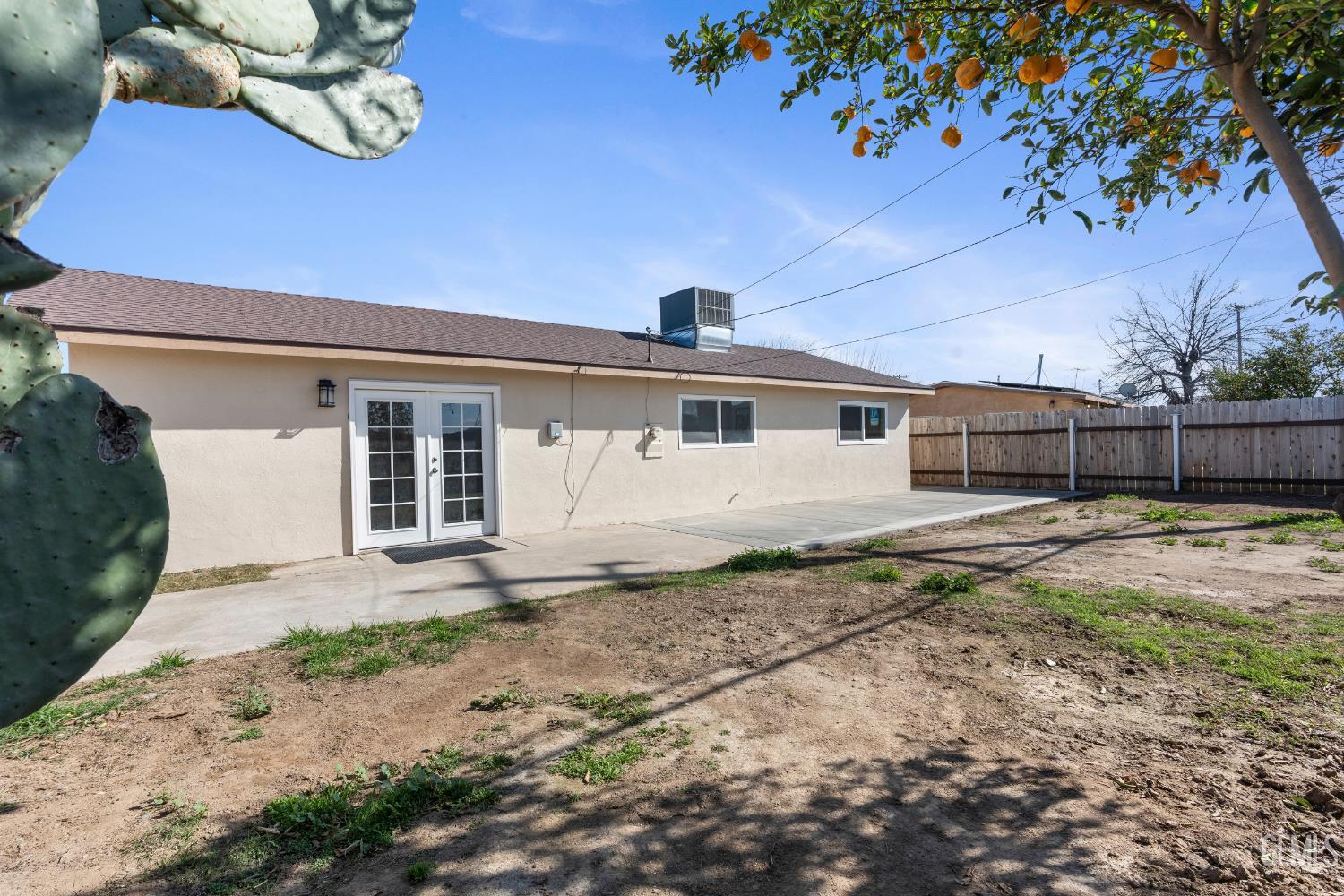 5817 Gary Place, Bakersfield, CA 93307 — photo 35