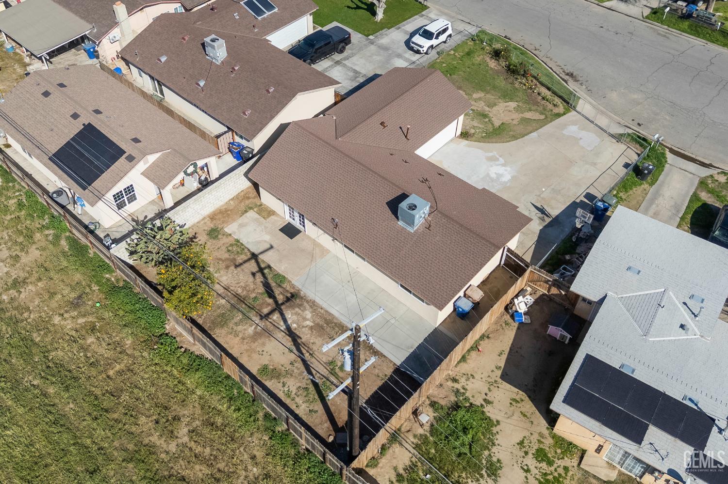 5817 Gary Place, Bakersfield, CA 93307 — photo 43