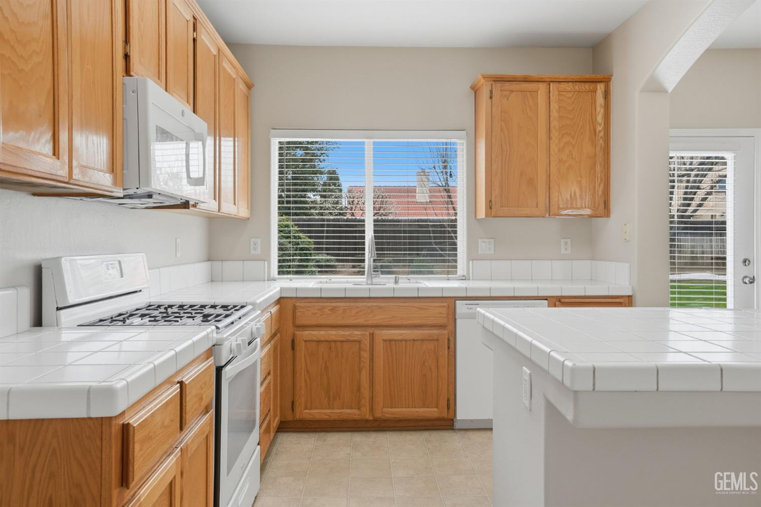6017 Lakewood Shores Drive — photo 8