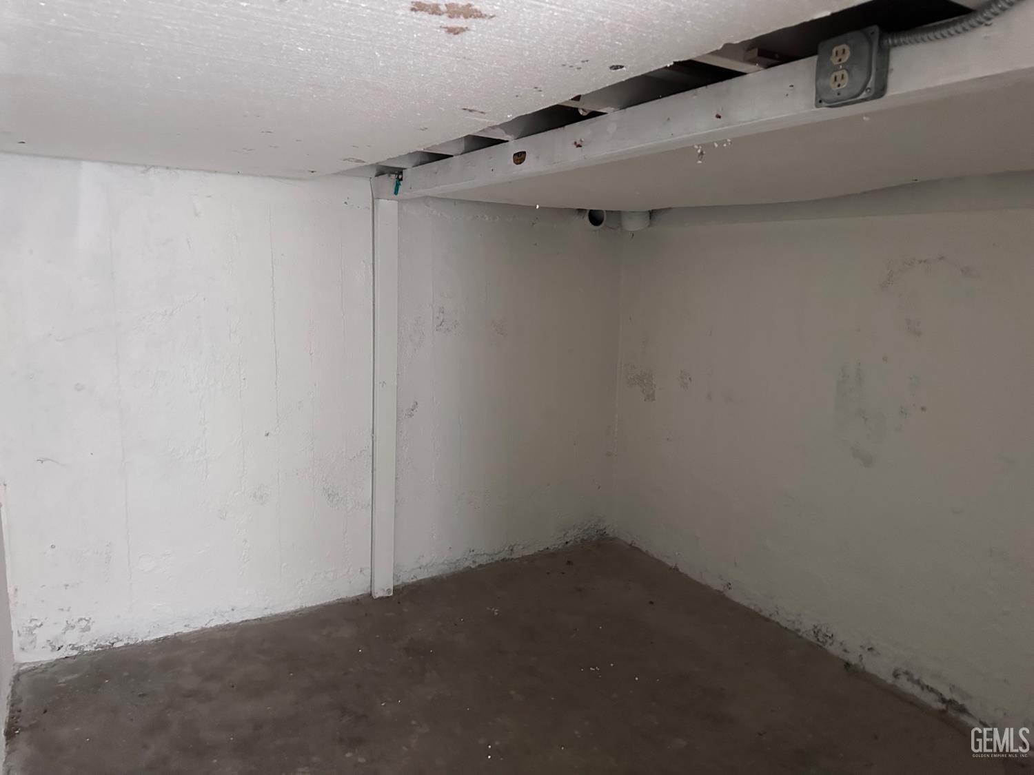 3721 Edison Highway — photo 36