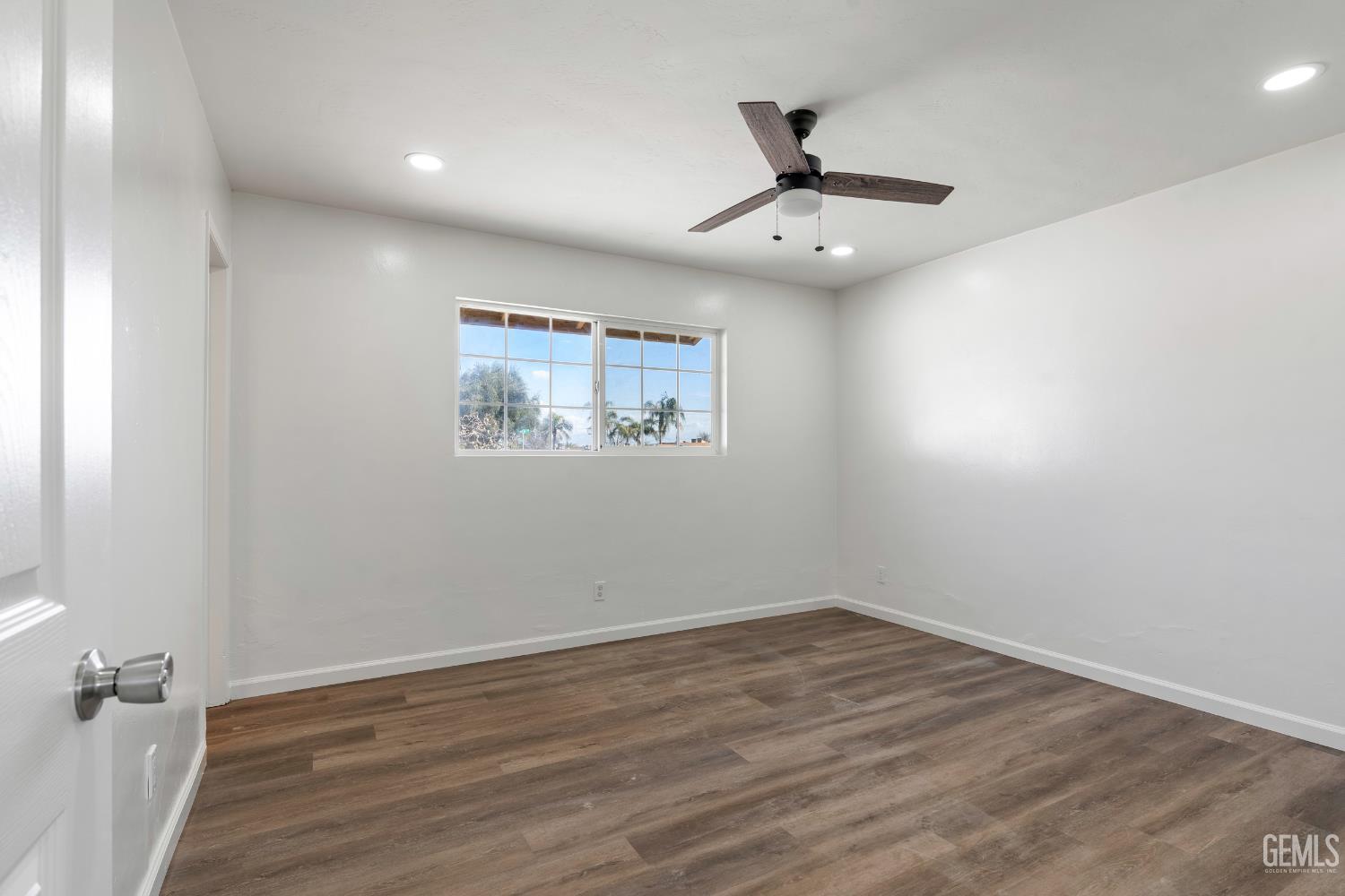 5817 Gary Place, Bakersfield, CA 93307 — photo 29