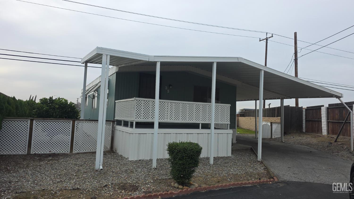 33 Tee Lane — photo 3