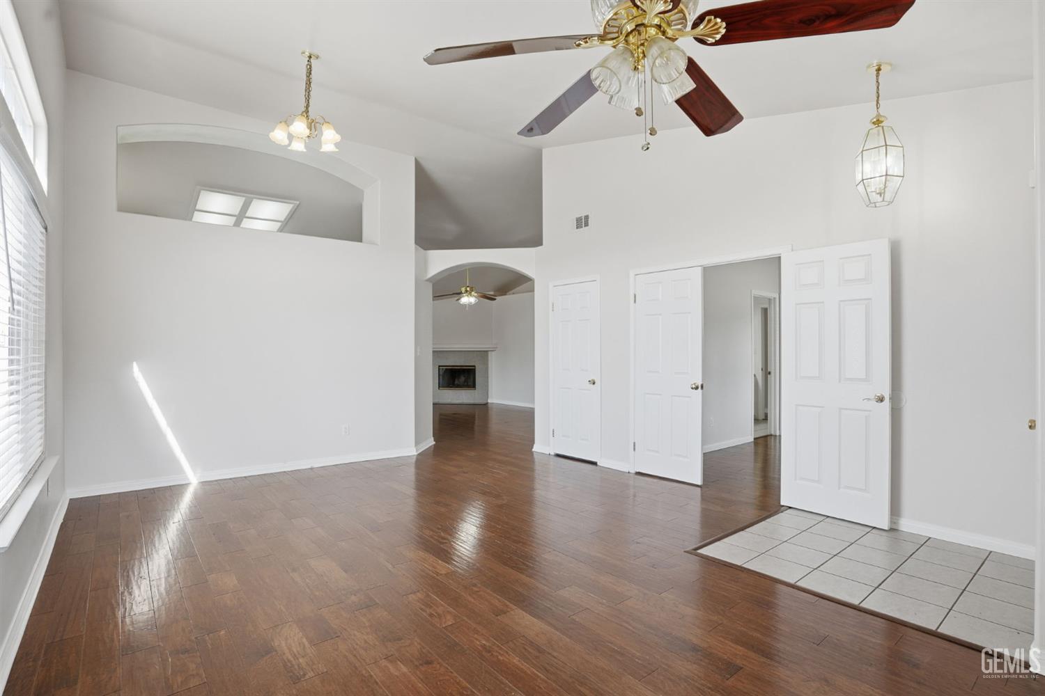 11130 New Forest Drive — photo 4