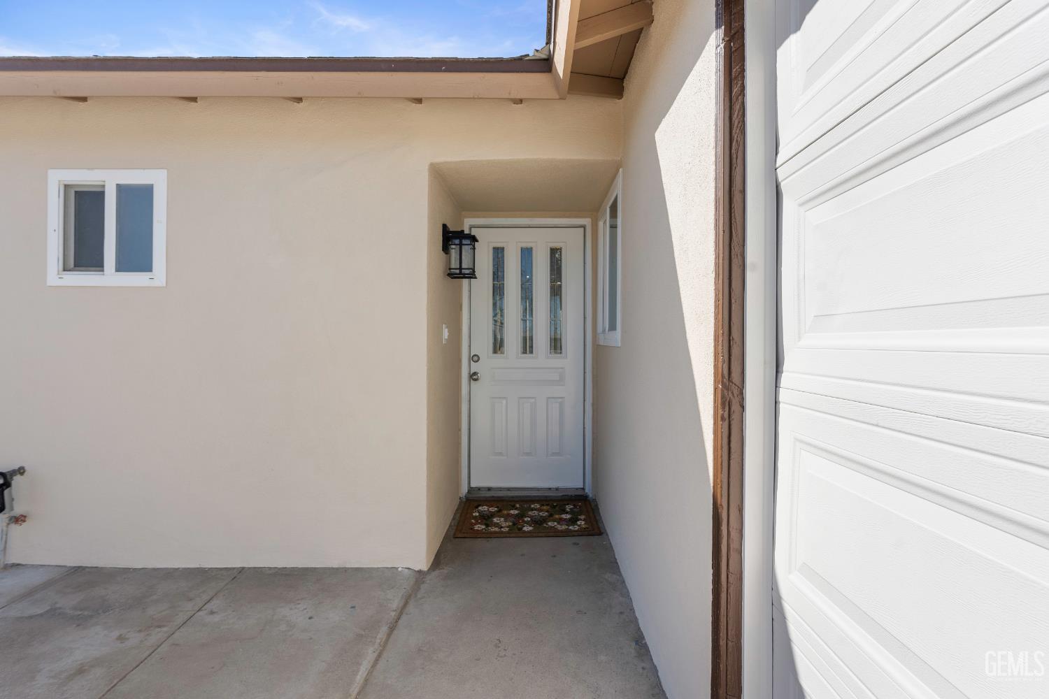 5817 Gary Place, Bakersfield, CA 93307 — photo 8
