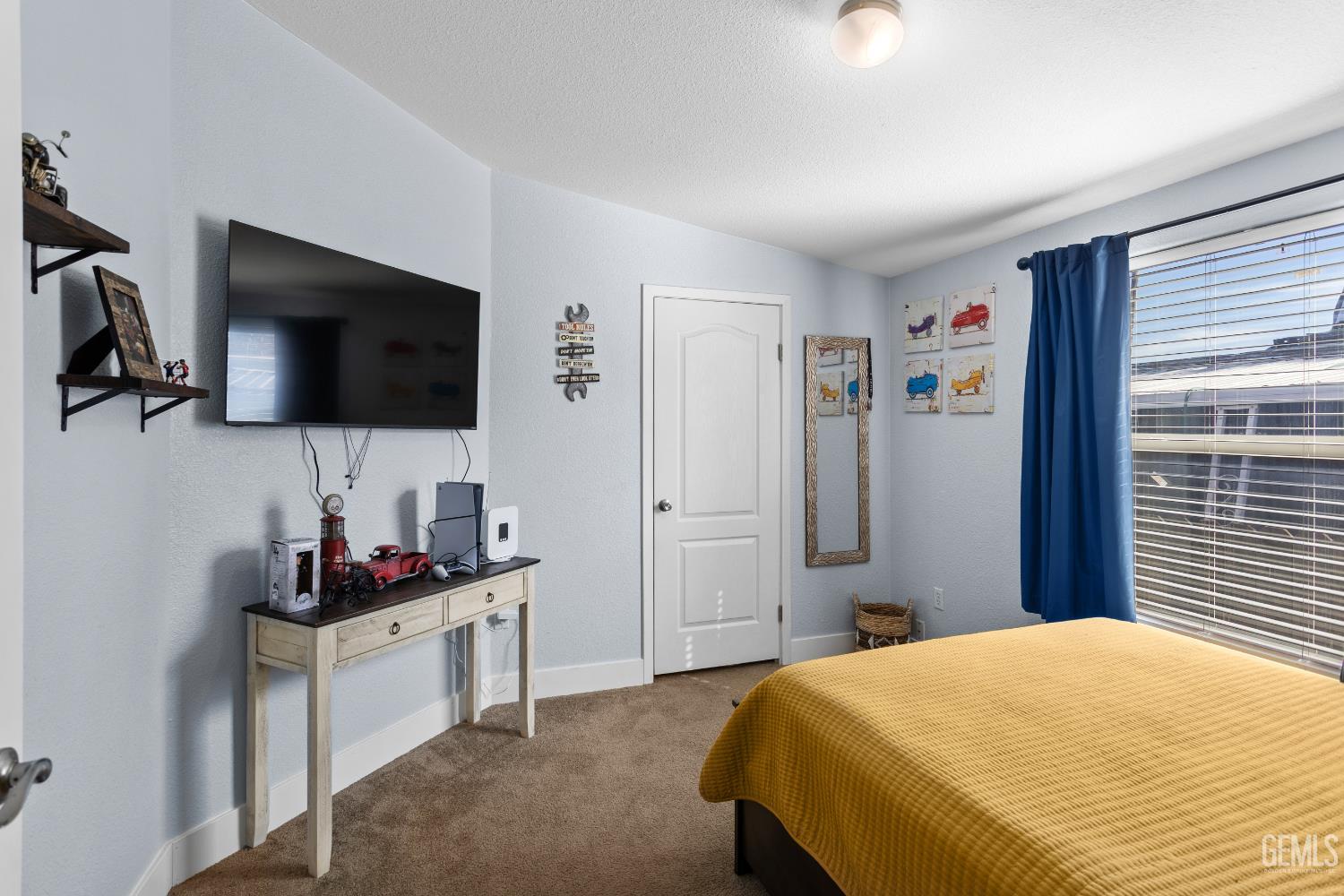 4401 Hughes Lane — photo 8