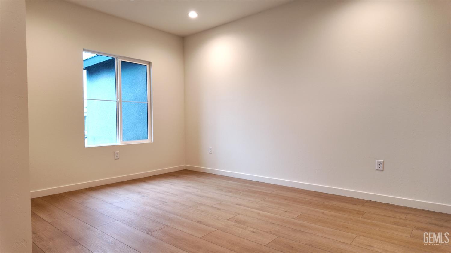 7402 Cryosphere Street — photo 8