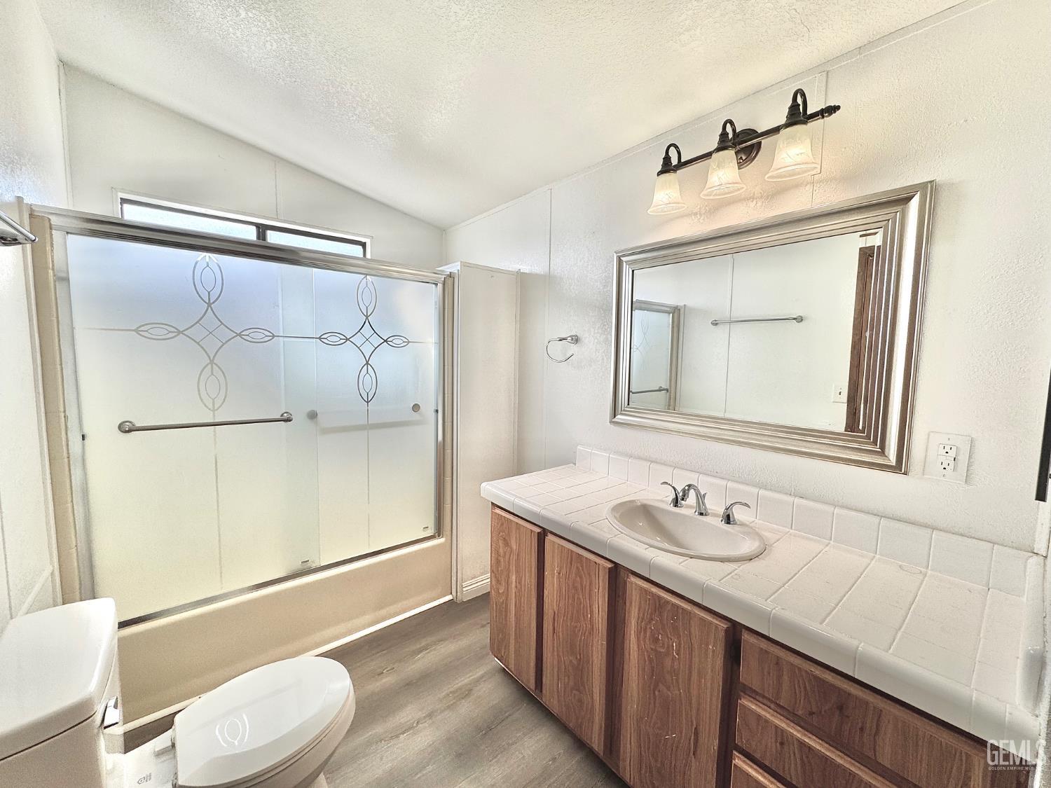 1301 Taft Highway — photo 19