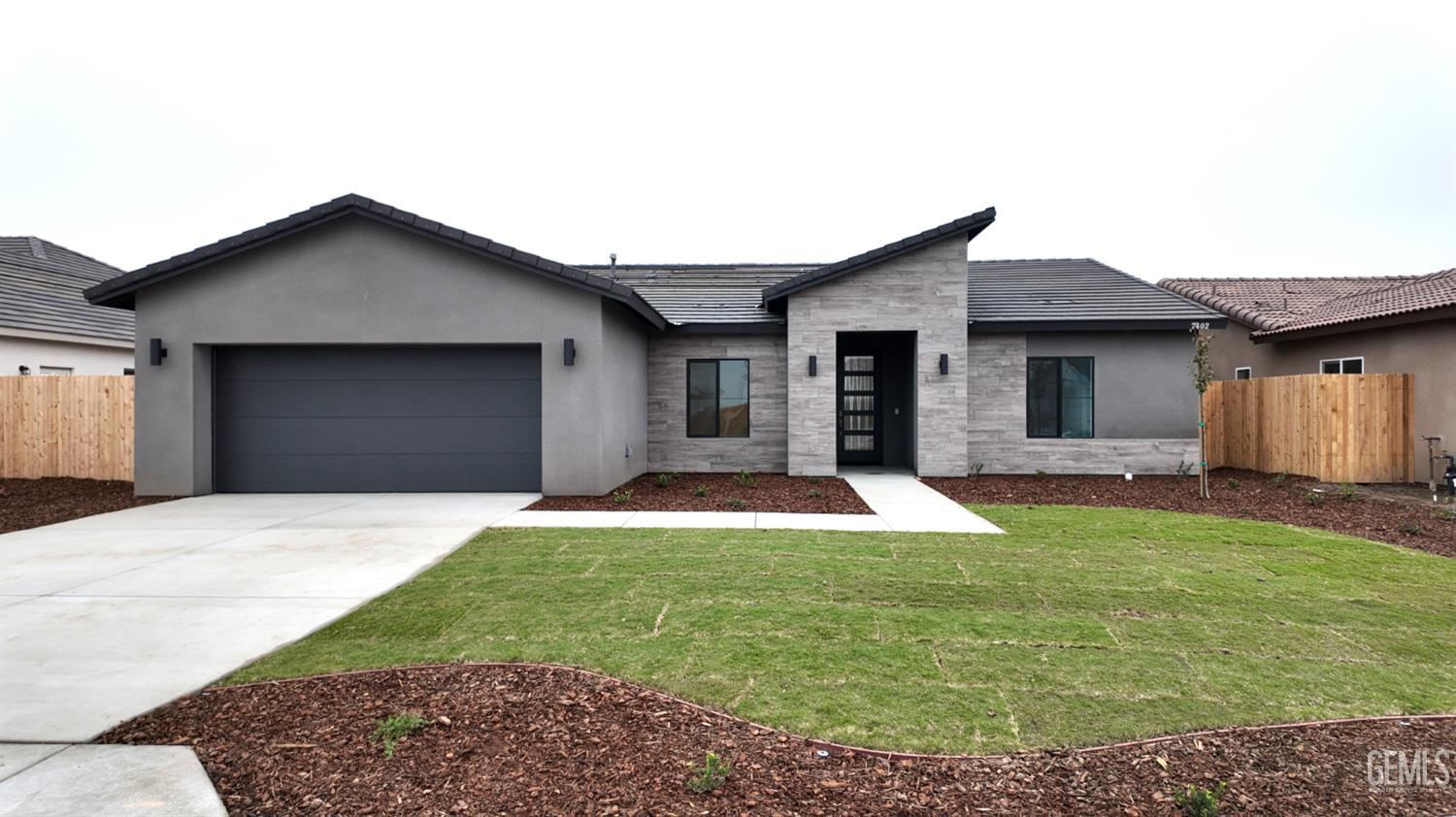 7402 Cryosphere Street