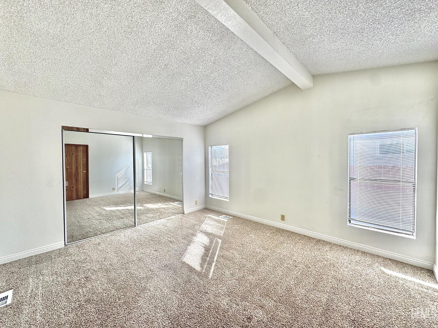 1301 Taft Highway — photo 18