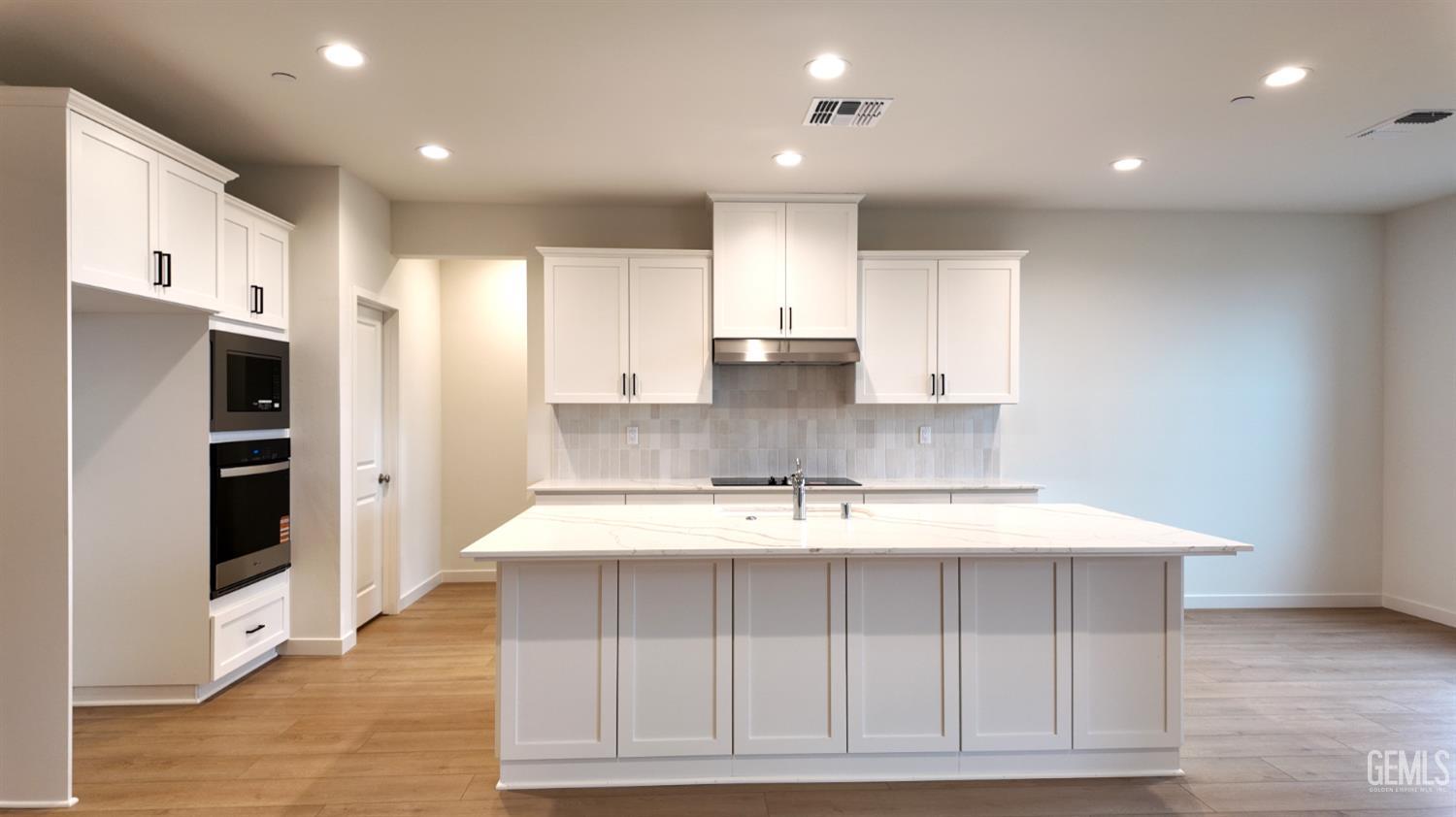 7402 Cryosphere Street — photo 5