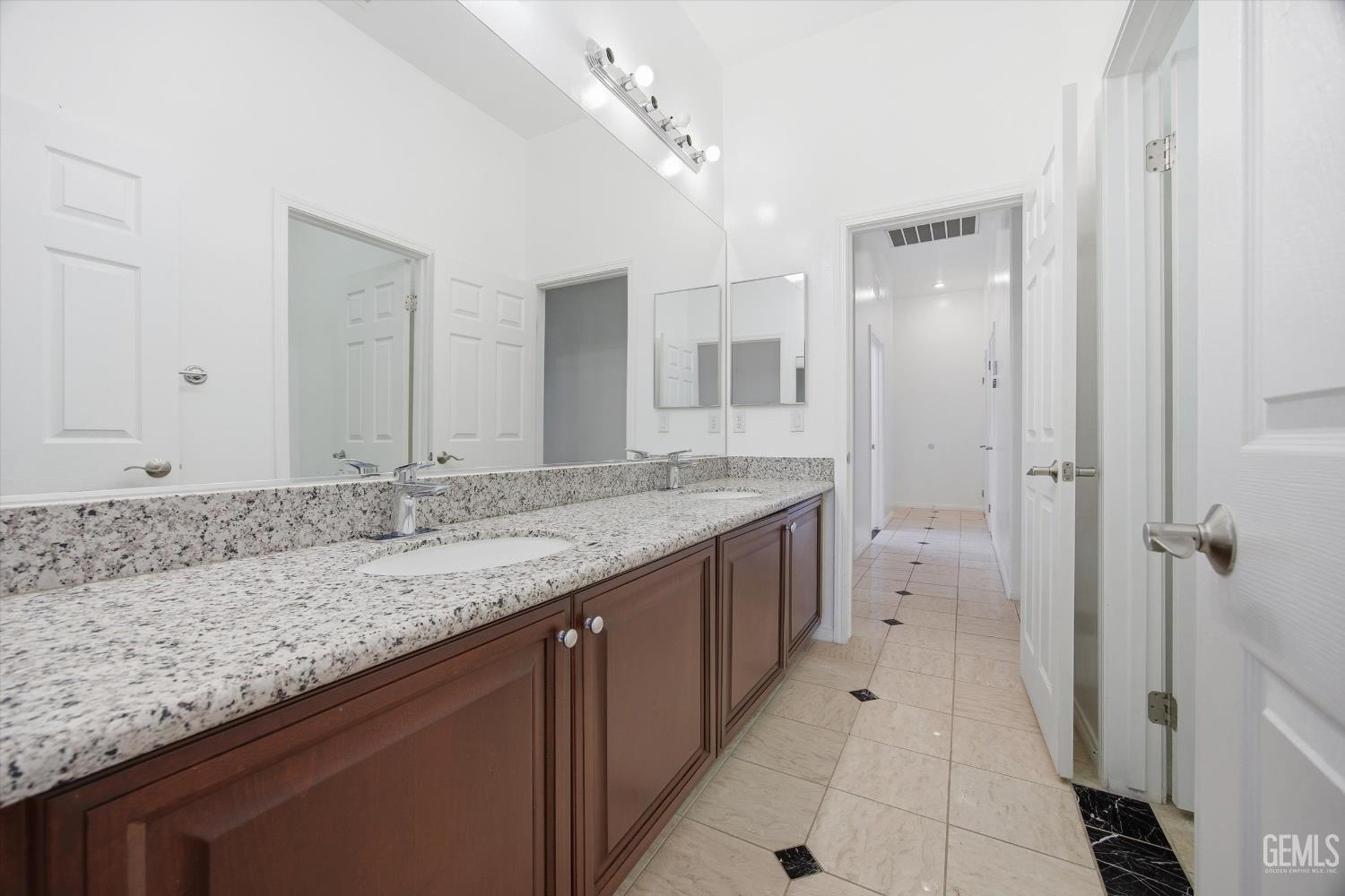5406 Pelican Hill Drive — photo 30