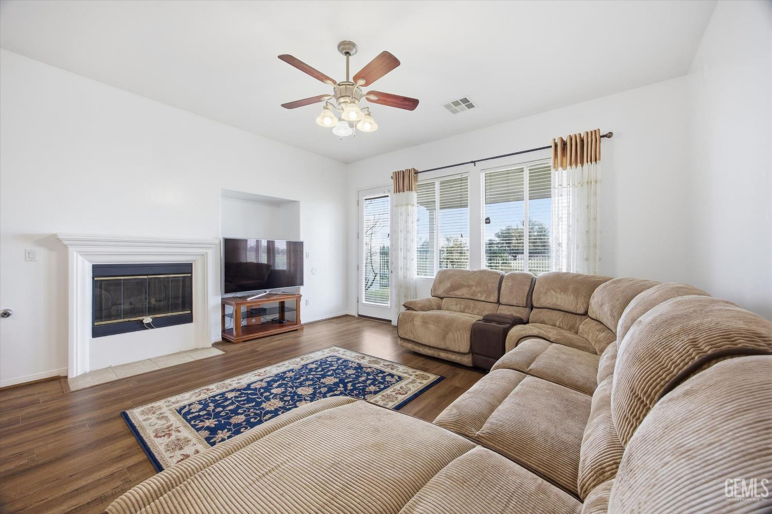 5406 Pelican Hill Drive — photo 3