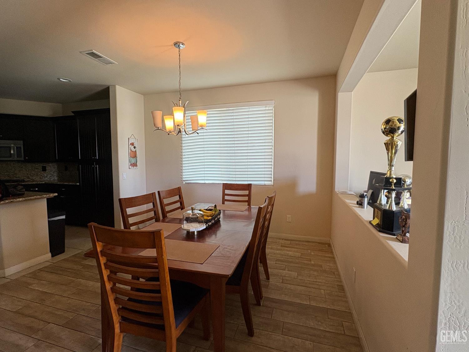 1714 Holt Rinehart Avenue — photo 9