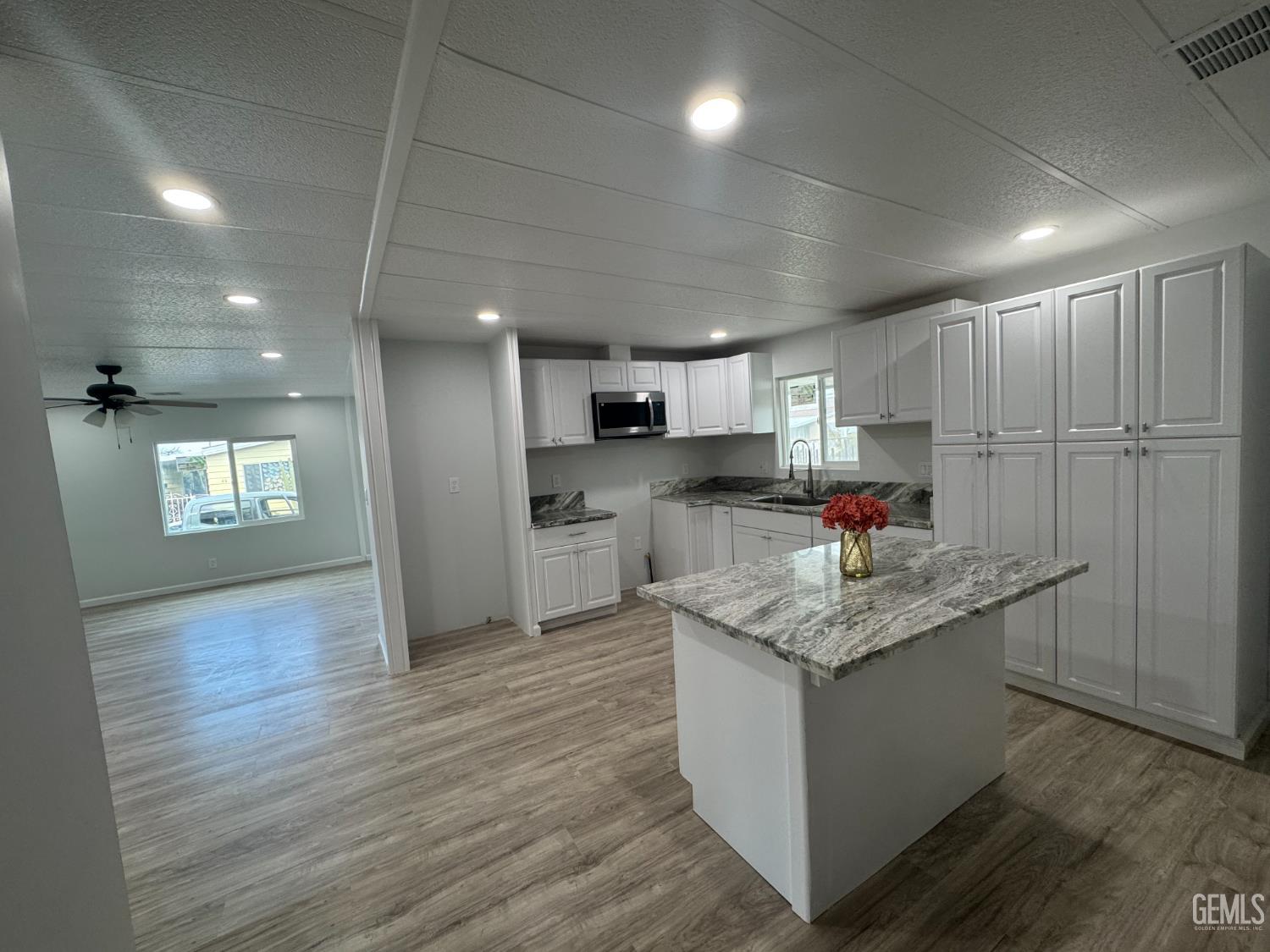 3535 Stine Road — photo 3