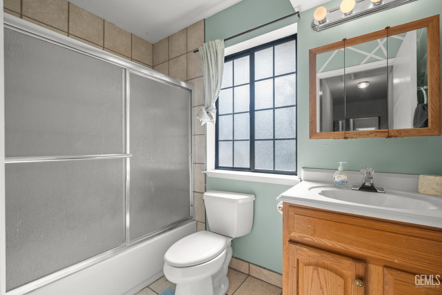 18260 Alps Drive — photo 26