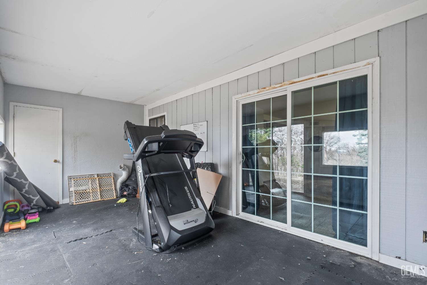 18260 Alps Drive — photo 12