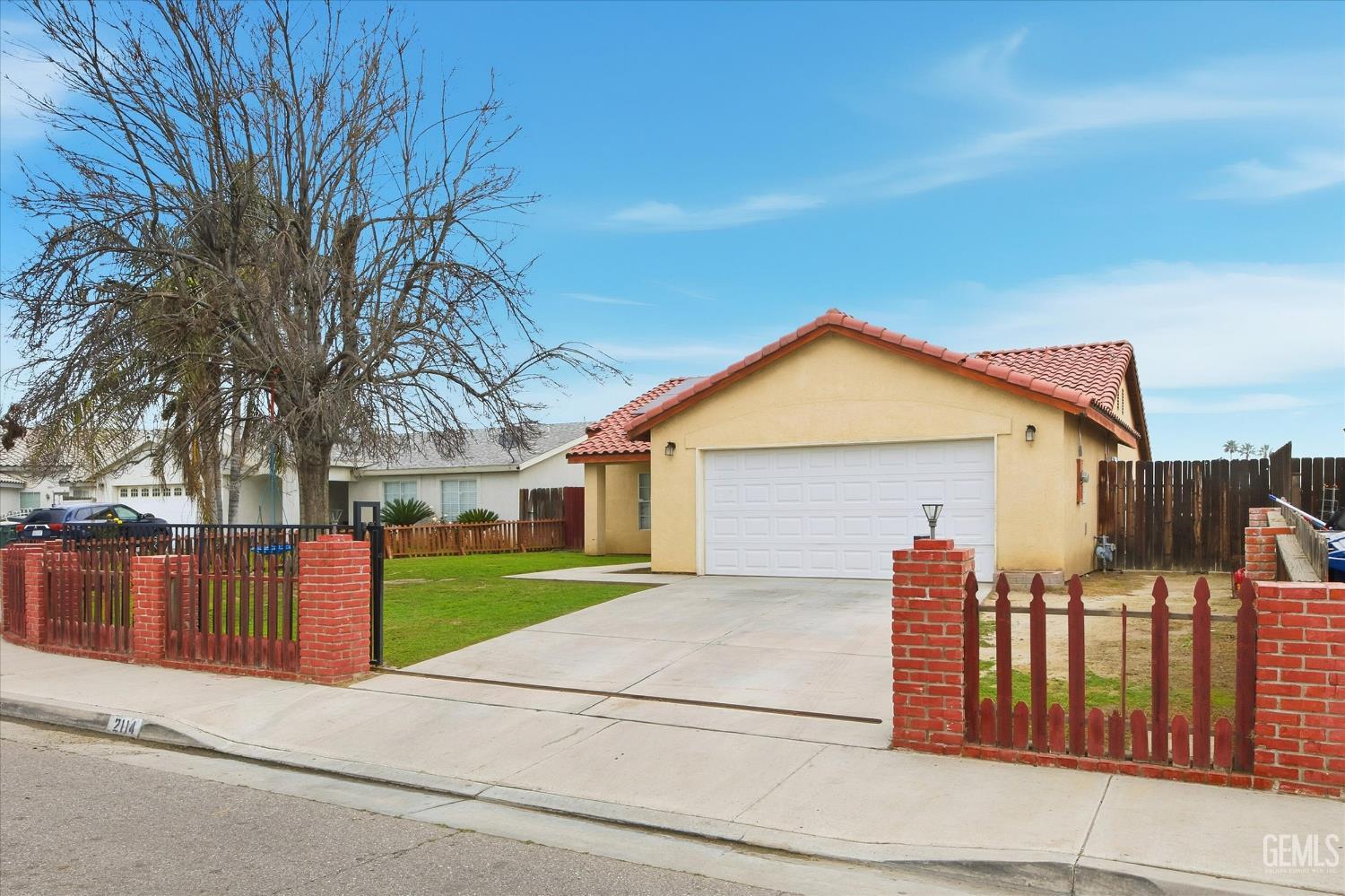2114 Foxglove Court — photo 11