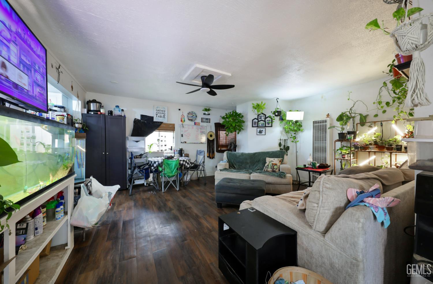 1017 Curtis Drive — photo 12