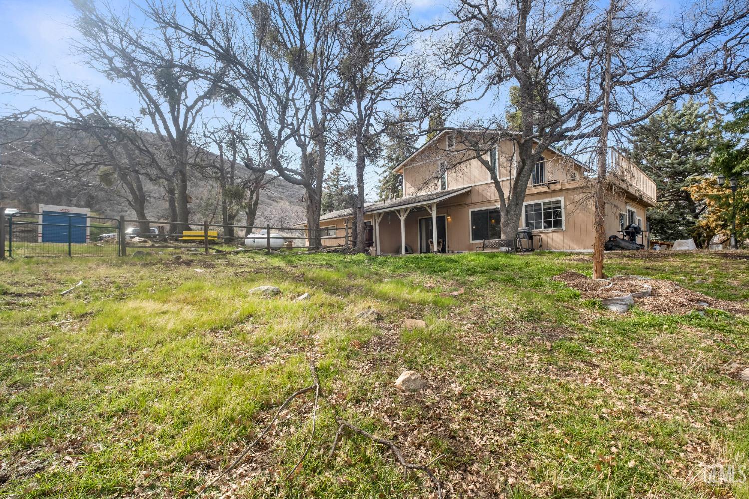 18260 Alps Drive — photo 31