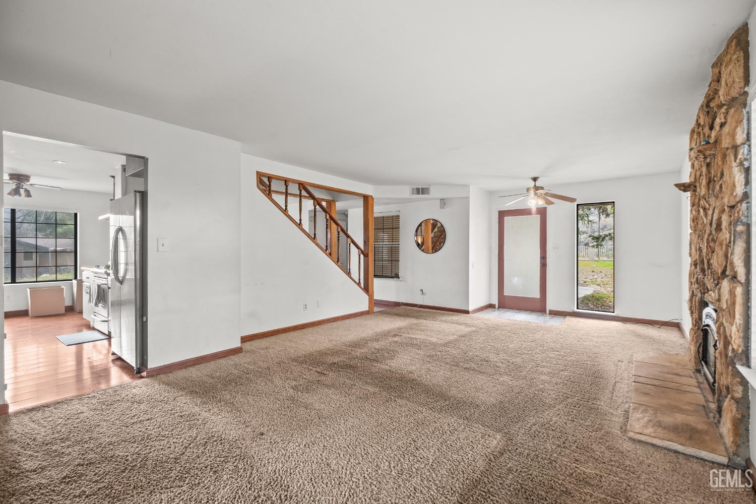 18260 Alps Drive — photo 9