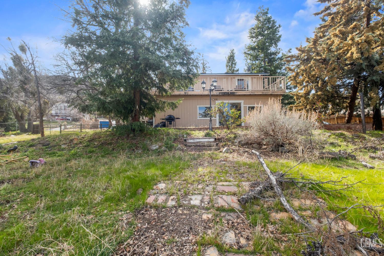 18260 Alps Drive — photo 29