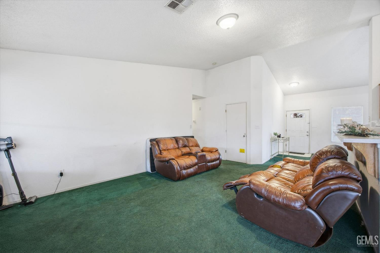 2114 Foxglove Court — photo 22